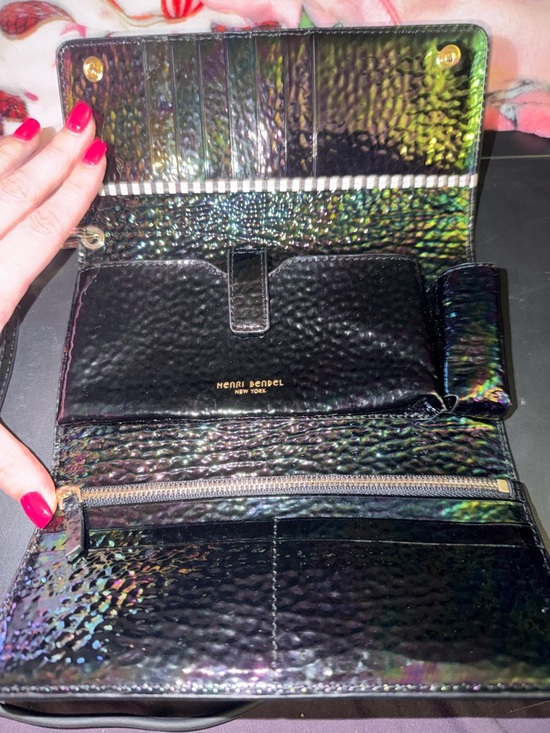 henri bendel Handbags - Henri Bendel NWOT Iridescent Petrol Textured Leather Wallet